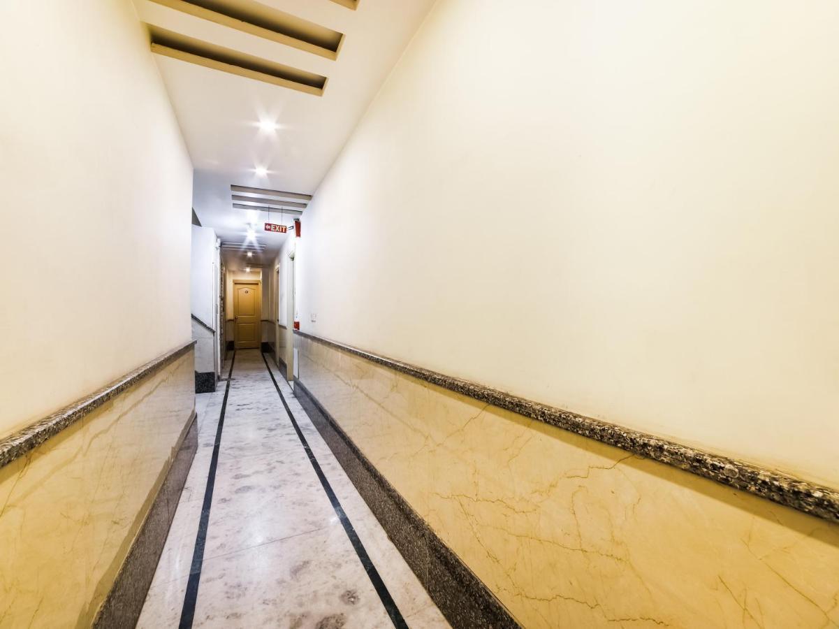 Oyo 78699 Hotel Klick International Нью-Дели Экстерьер фото